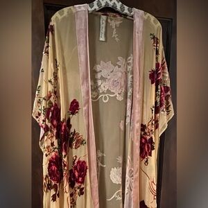 Aratta Floral Kimono in Cream and Pink